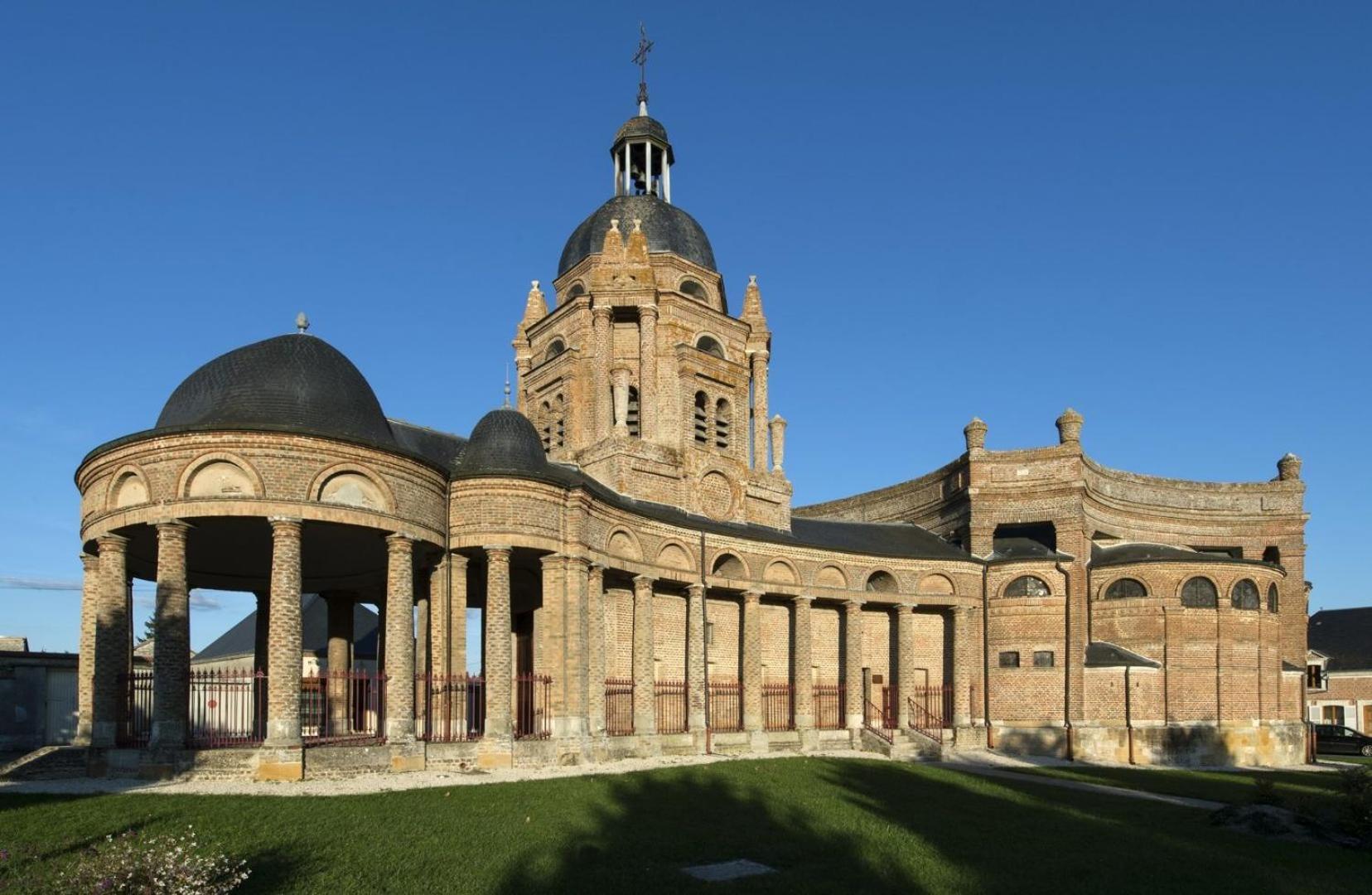 Budget Appart Avec Parking Au Centre-Ville Charleville-Mézières Kültér fotó